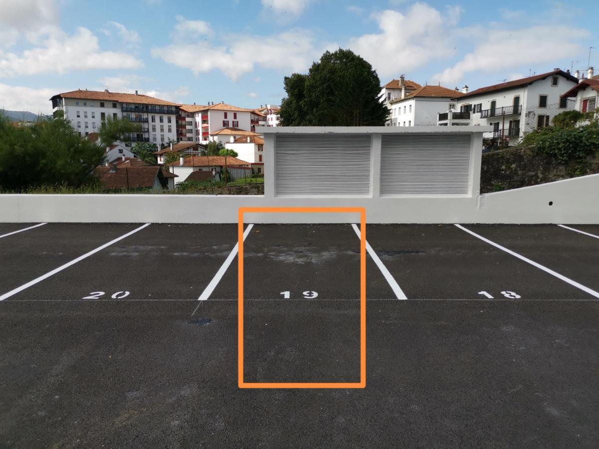 Goxoa - Appartement Au Calme, Centre Ville, Parking - Wifi Андай Экстерьер фото